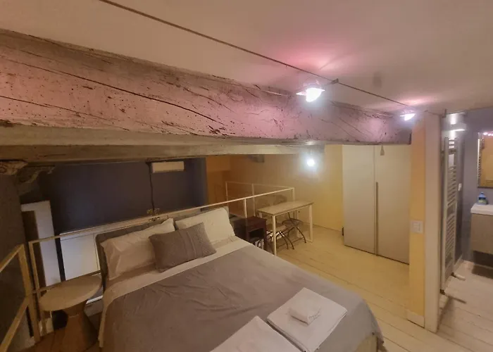 Casa Via Cittadella Apartment *